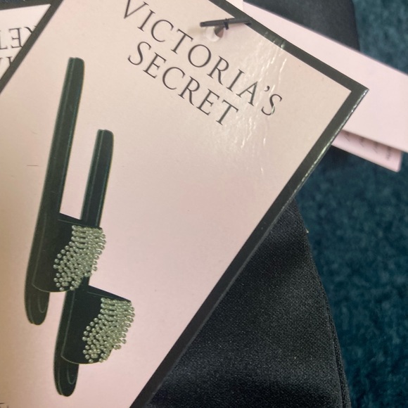 Victoria’s Secret Fringe Rhinestones Velvet Slides Black Small - Picture 3 of 7